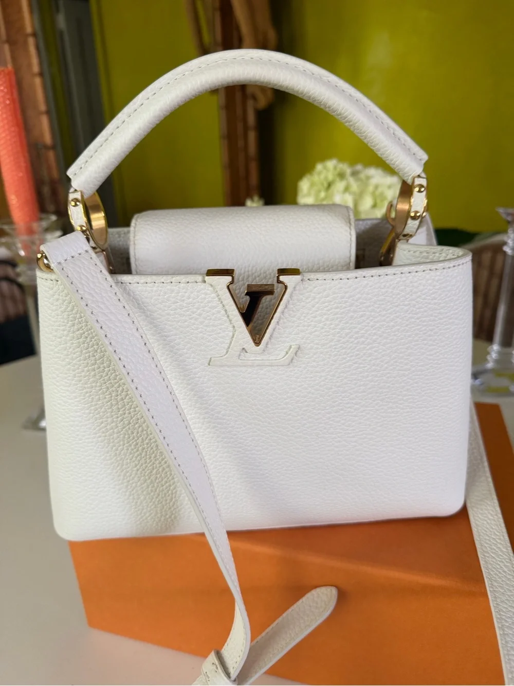 Louis Vuitton Capucines BB Taurillon Snow.